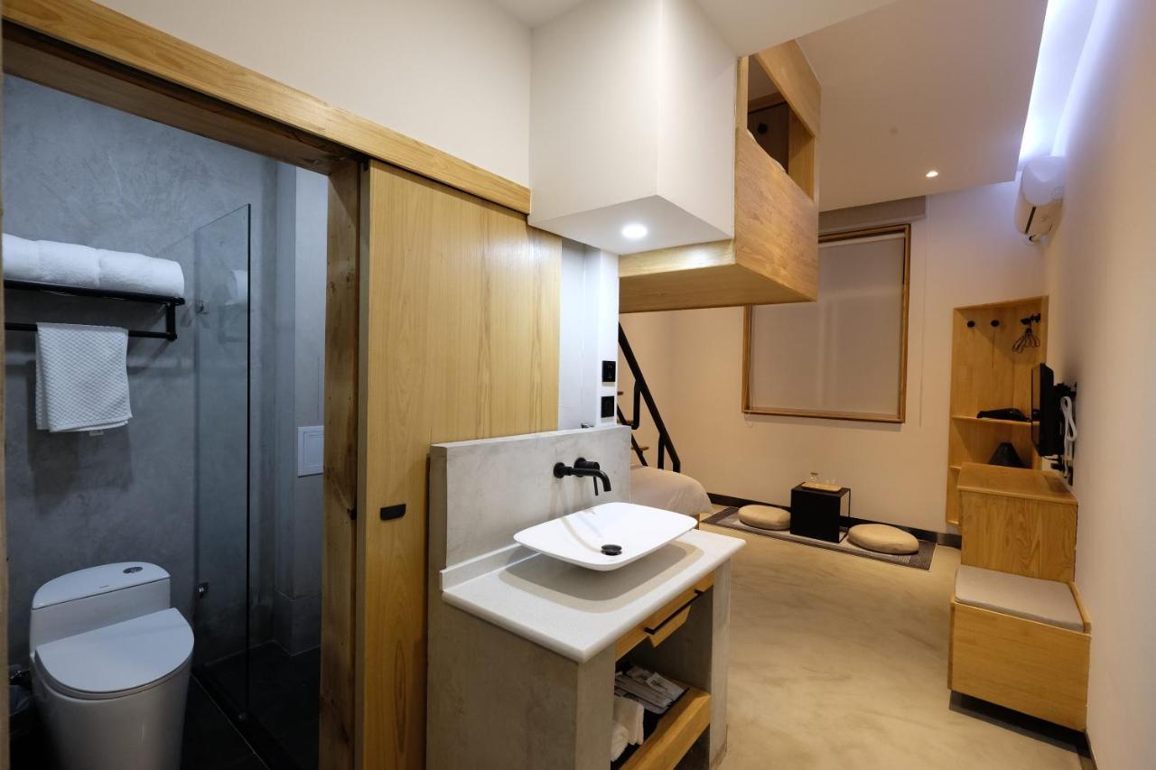 Dali Loft Travelling With Hostel Bagian luar foto