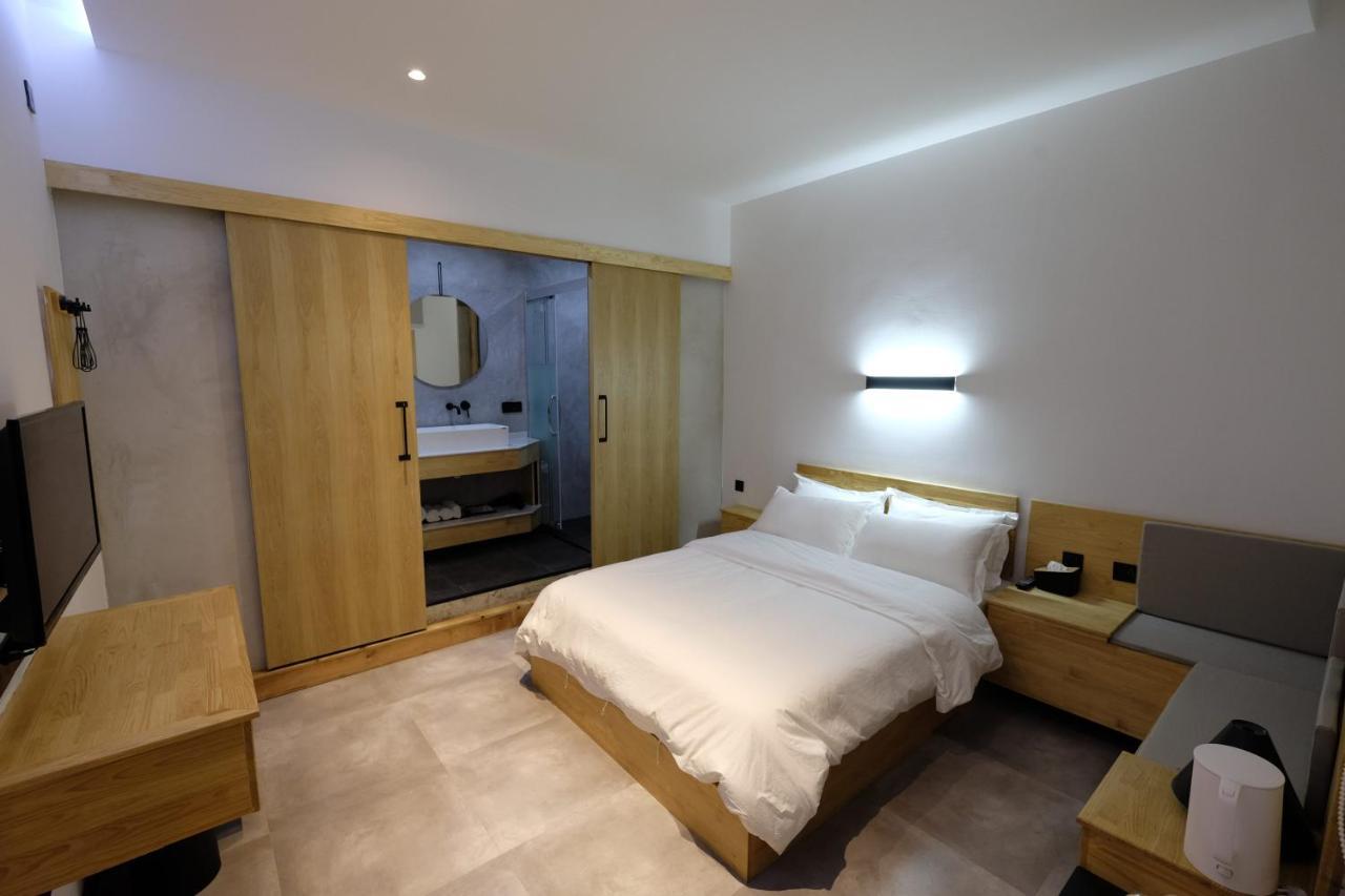 Dali Loft Travelling With Hostel Bagian luar foto